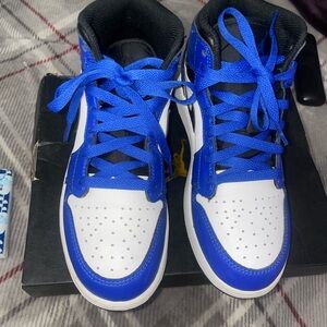 Jordan Kids Sneakers in Blue and White